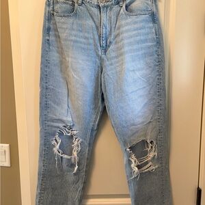 American Eagle women’s Mom Jean size 12 regular